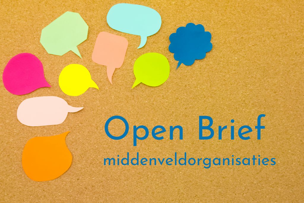 Colorful Balloons (Cork Board Background) Memoranda lidorganisaties